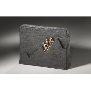 Sammen kan vi mere  - skulptur af Kerstin Stark i bronze