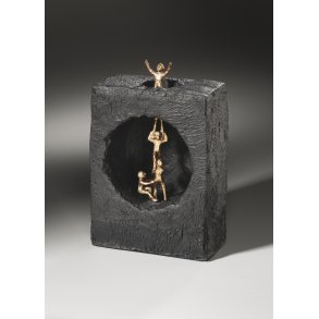 Ved flles hjlp  - skulptur af Kerstin Stark i bronze