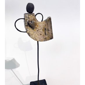 Engle raku keramik af Hanne Munk