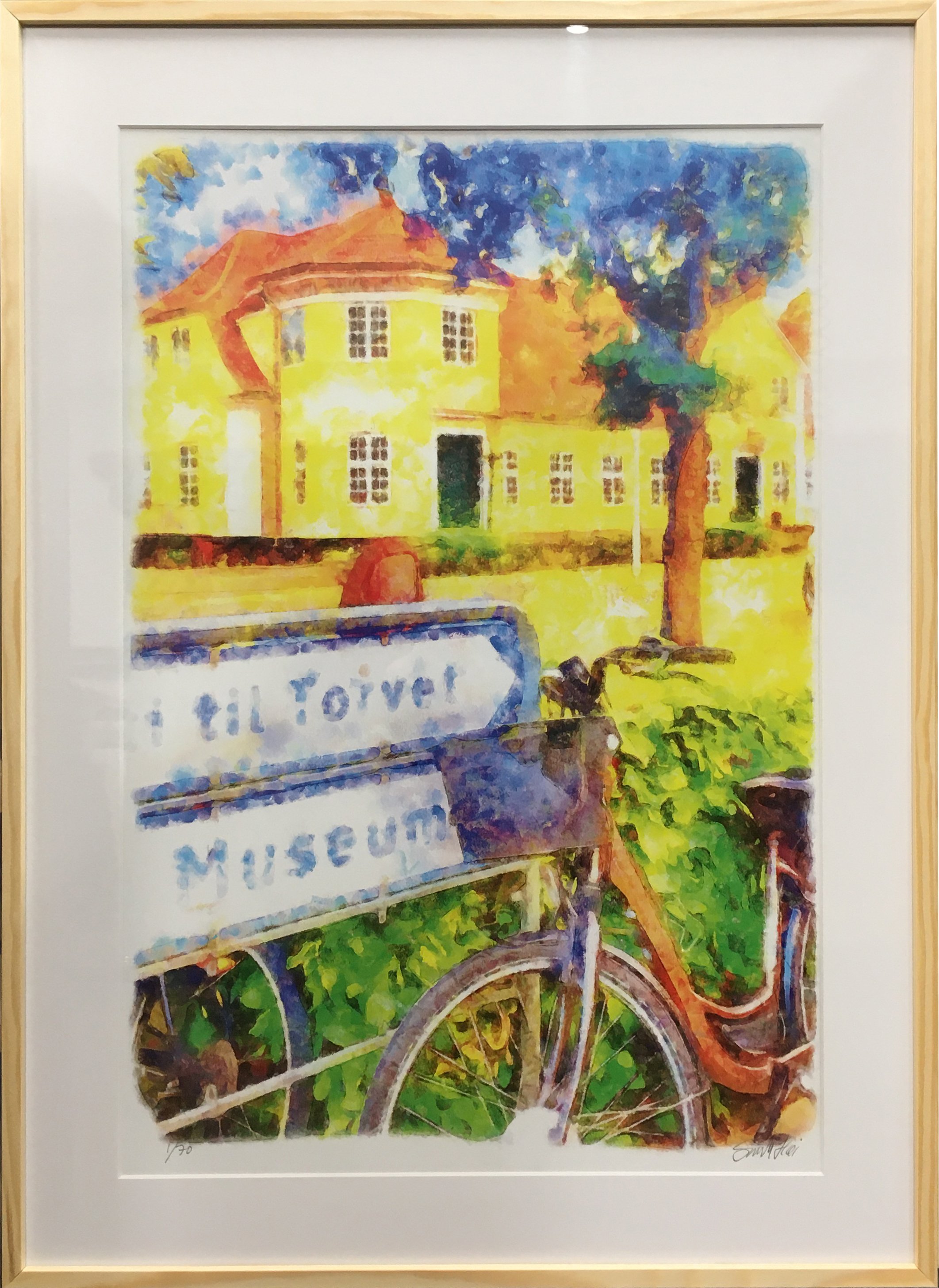 Silkeborg Museum i fyrtrs-ramme, 50x70cm kunsttryk af Sarah Hi