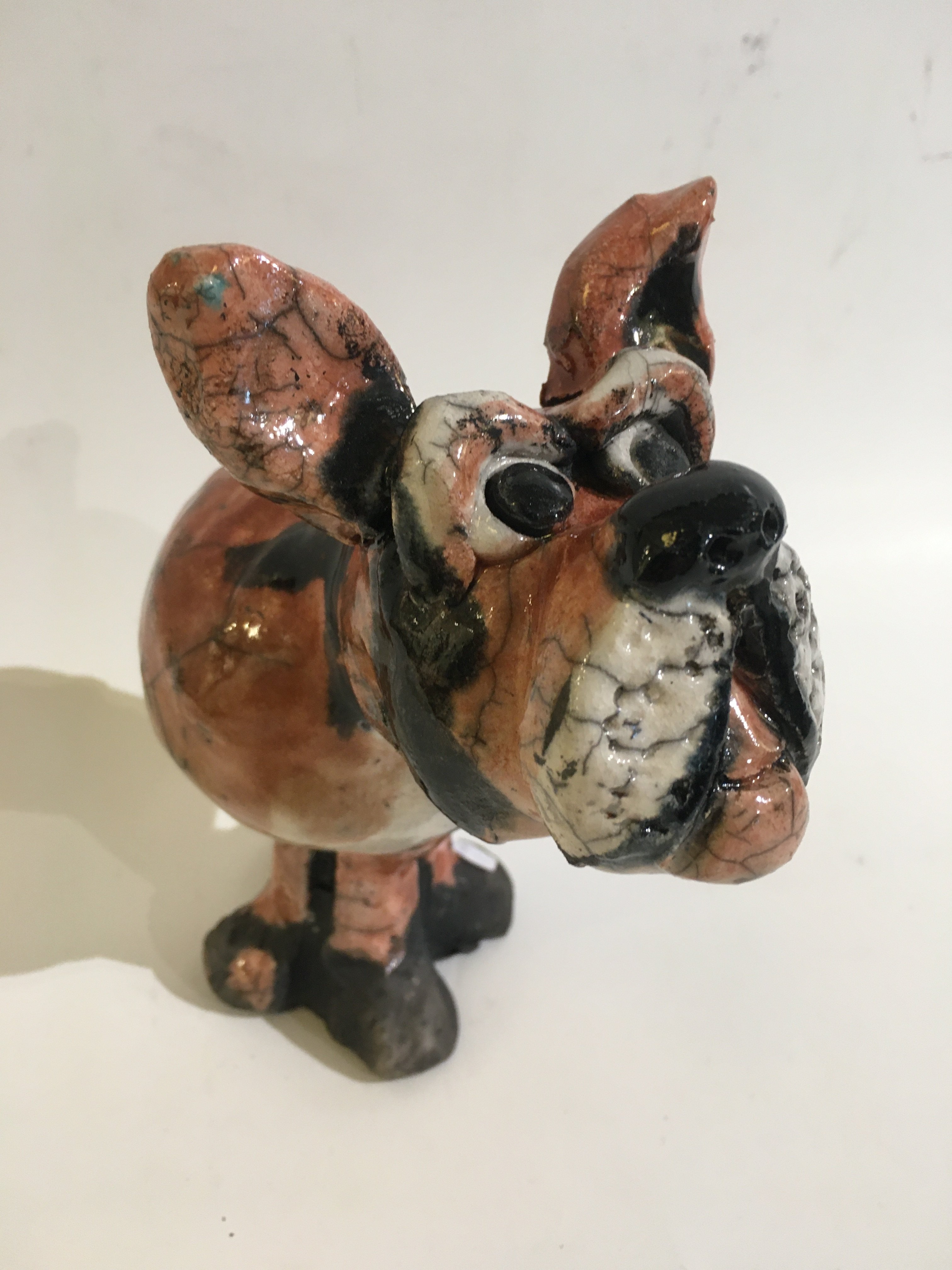 Dorit Knudsen Hundi rakubrndt keramik