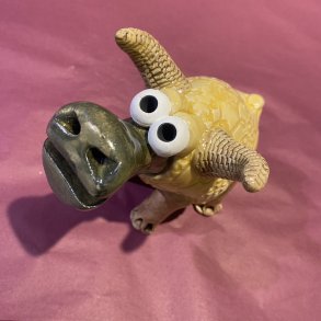 Stort Fabeldyr i keramik af Vibeke Hrlyck