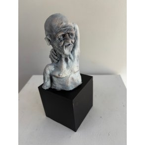 Gammelt Hoved, Stentj af Flemming Hald