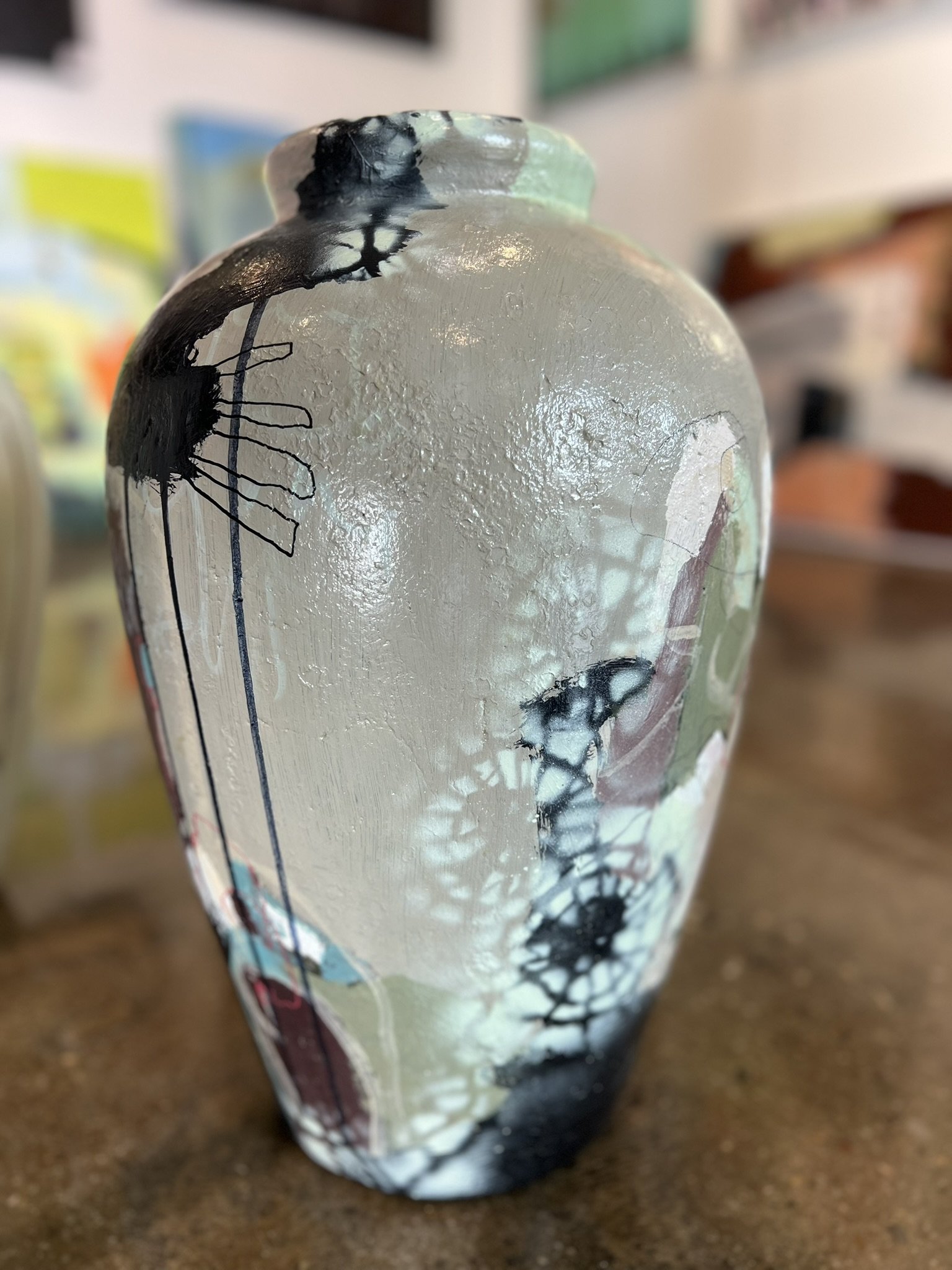 Merete Lisby, bemalet krukke hjde 50cm bredde 25cm