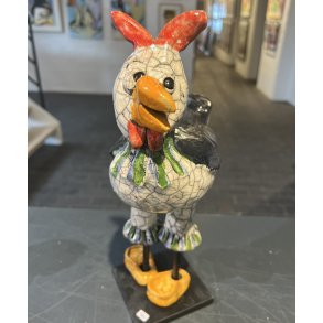 Dorit Knudsen Papegje i rakubrndt keramik