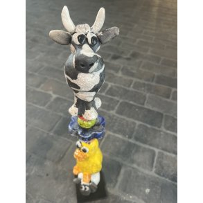 Sjle med bondegrds dyr af Dorit Knudsen i rakubrndt keramik