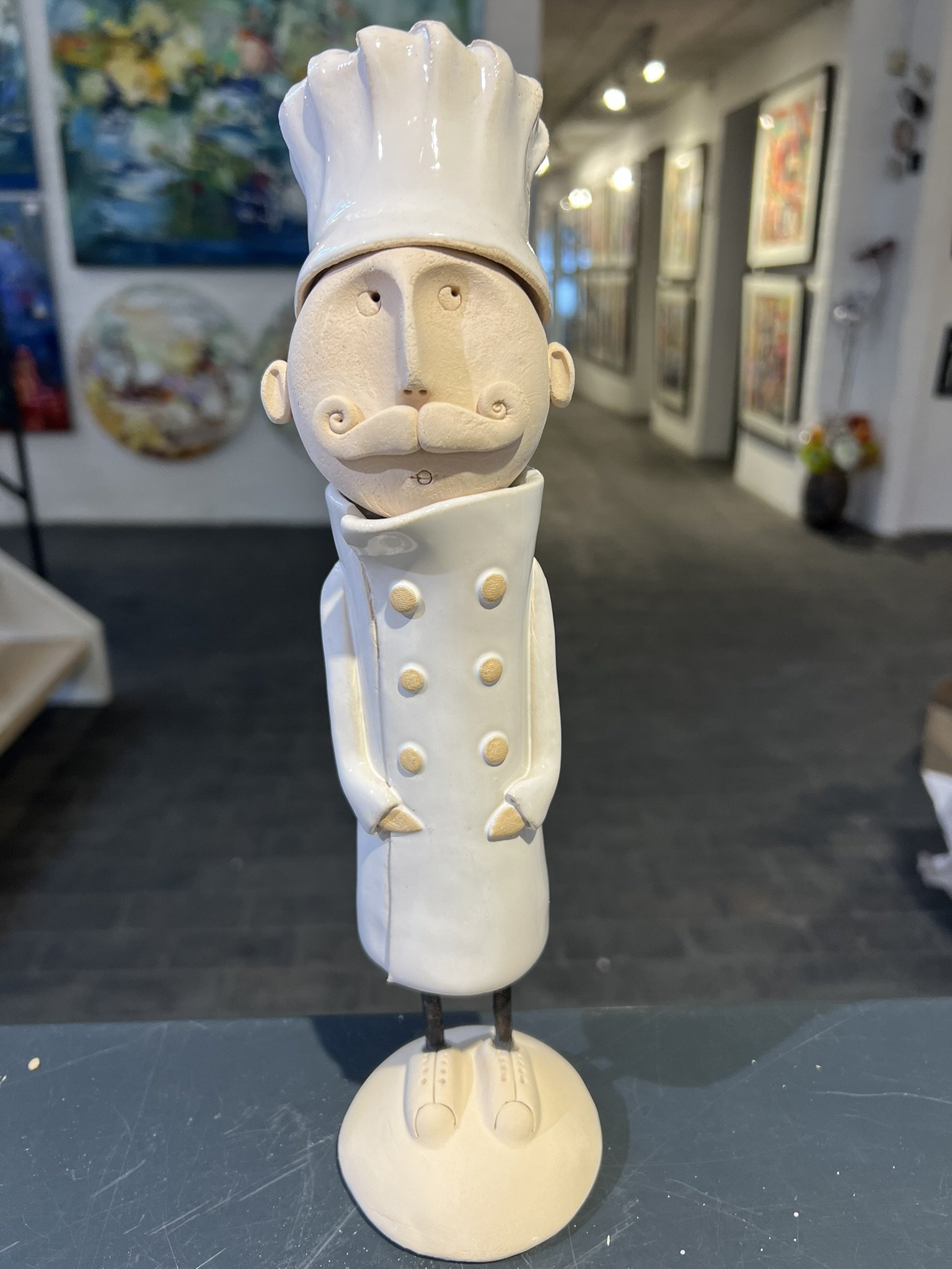 Kok, keramikskulptur af Anka Christob