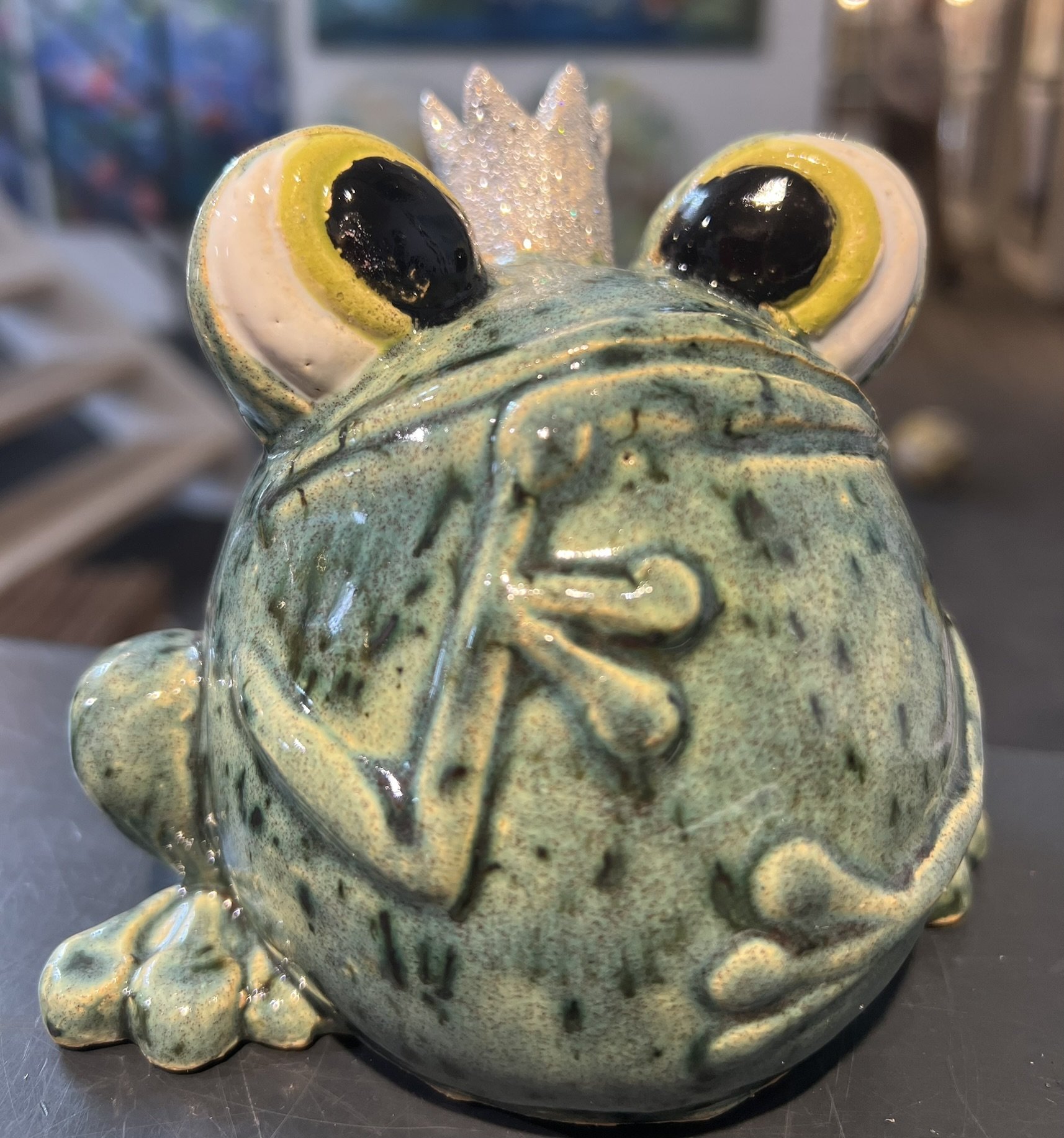 Kys Fr�en, keramik af Anka Christob