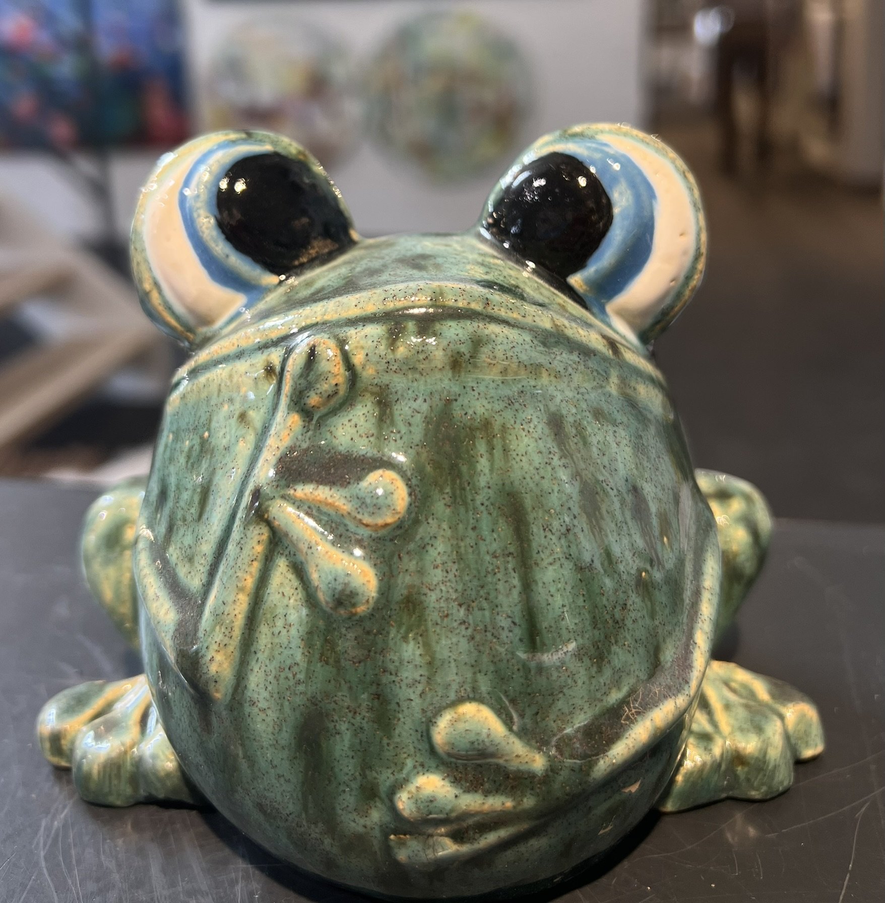 Kys Fr�en, keramik af Anka Christob