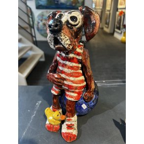 Dorit Knudsen, Vandhund,  rakubr�ndt keramik