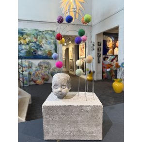 Mange bolde i luften, Skulptur Karen Sennefelder