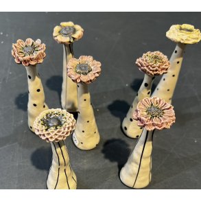 sm� blomster, Stent�j af Christina Weldingh, pris pr. stk. h�jde 11cm